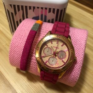 Women’s fossil watch and bracelet